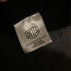 【DEUS】ブラック ニット帽の画像