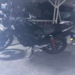 バイクcbf125rの画像
