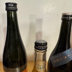 日本酒4本の画像