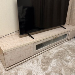 テレビ台の画像