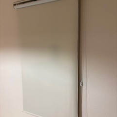 遮光ロールスクリーン(ドルフィンWH 80X220) 2つあります。の画像