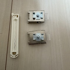 遮光ロールスクリーン(ドルフィンWH 80X220) 2つあります。の画像