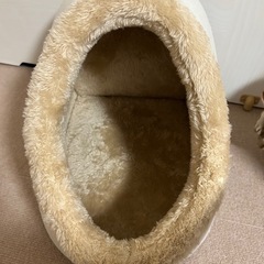 （お譲り決定）【ネコセカイ】猫用ドームベッドの画像