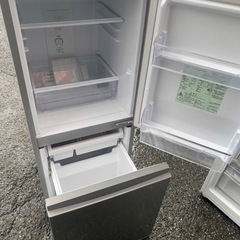 NO B730🌈福岡市内配送設置無料✨🌈AQR-13J-S 冷蔵庫 ブラッシュシルバー [126L /2ドア /右開きタイプ] 2020年の画像