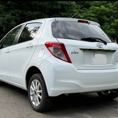 ローンも可能‼️ ヴィッツ 4WD 車検　令和8年5月　の画像