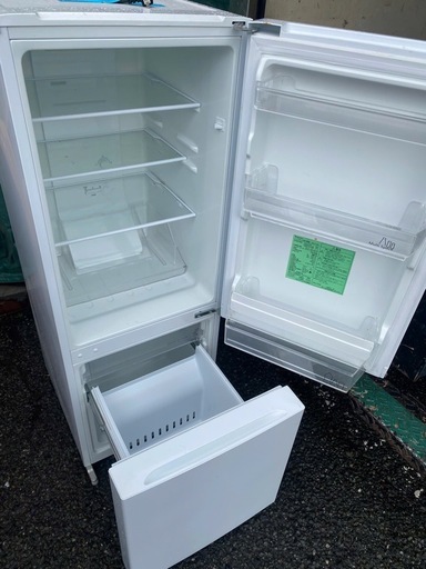 NO B729?福岡市内配送設置無料✨?YAMADASELECT(ヤマダセレクト）　YRZF15G1　2ドア冷蔵庫　(156L・右開き