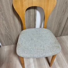 MOMONATURAL ダイニングチェアの画像