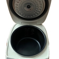 タイガー魔法瓶 炊きたて JBG-B100-WU アーバンホワイトの画像