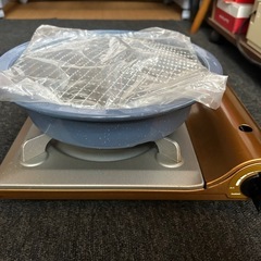イワタニ カセットコンロと網焼きプレートの画像