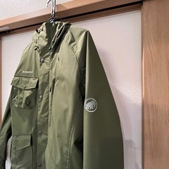 MAMMUTジャケットの画像