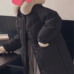 ファー付きロングダウンコートの画像
