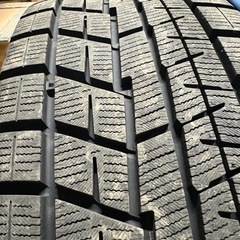 アルファード 20 30 スタッドレスタイヤの画像