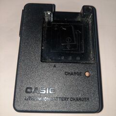 充電器、4個、ジャンク品の画像