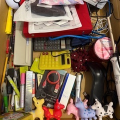 雑貨　化粧品　文房具とか色々の画像