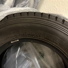 　スタッドレスタイヤ6本セットの画像