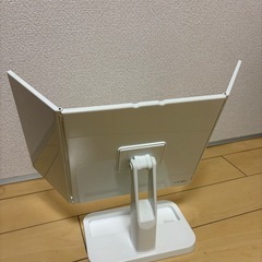 三面鏡　の画像