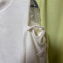 肩チュールニットの画像