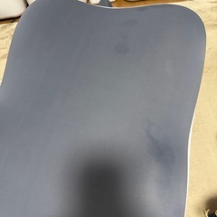 多機能腹ばい枕 グレーの画像