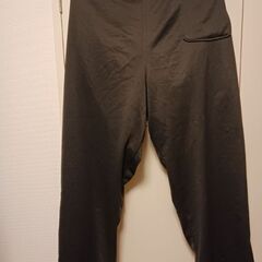 メンズ　Lサイズ　黒　やや伸縮性あるズボン　ストレートの画像