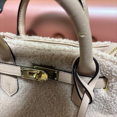 ショルダーバッグ　ボアの画像