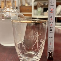 水差し カラフェ デカンタ＋グラス 踊る女性の画像