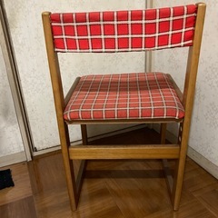 無料❗️赤チェック学習椅子DIYの画像
