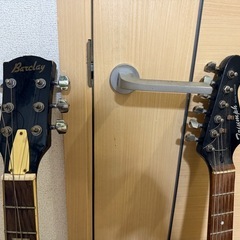 ギター4本の画像