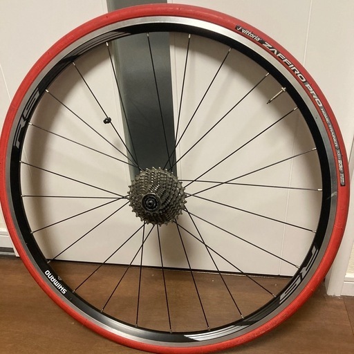 SHIMANO RS010 クリンチャー リアホイール 105スプロケット付き SHIMANO WH-RS010クリンチャー105スプロケット付き 室内ローラー用