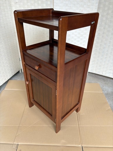 カリモク電話台昭和レトロ (HT屋 配達辞検討中) 東柏崎の収納家具《棚