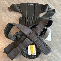 ベビージョルン　ベビーキャリアMINI　抱っこ紐の画像