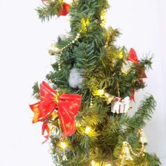 ※引き取り先決定済み※X'mas ツリー　高さ９０cm　巾３０cm　経過年数など不明　点灯確認済み　【非対面取引です】の画像