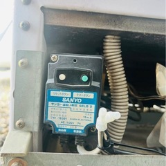 雪印業務用アイスクリーム冷凍庫の画像