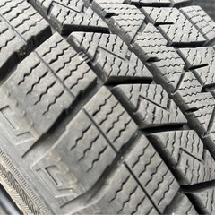 SALE！スタッドレスタイヤ4本185/65R15 88Q ダンロップDU ウィンターマックスWM03 ゴム質良 ミゾ多バリ溝 の画像