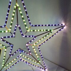 ※引き取り先決定済み※イルミネーション　☆　星型　スター　一部不点灯箇所あり　本体は防水仕様ですが通常コンセントプラグ　巾７７cm　チューブライト　　常時点灯パターンのみ【非対面取引です】の画像