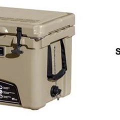 ハードクーラーボックス　FIELDOORの画像