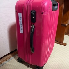 軽量スーツケースMサイズの画像