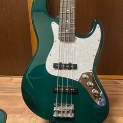 引っ越しのため急募！　セルダー　エレキベース　中古の画像