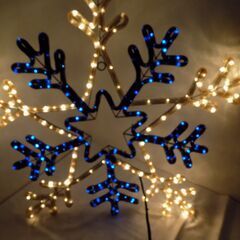 ※引き取り先決定済み※イルミネーション　雪結晶　スノーフレーク　８パターン点灯　防水仕様　巾８３cm　高さ７９cm　点灯確認済み　【非対面取引です】の画像