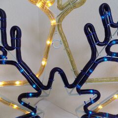 ※引き取り先決定済み※イルミネーション　雪結晶　スノーフレーク　８パターン点灯　防水仕様　巾８３cm　高さ７９cm　点灯確認済み　【非対面取引です】の画像