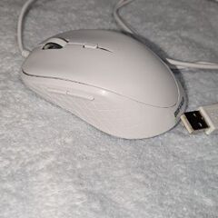 パソコン用有線マウスの画像