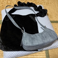 GUカバン2点の画像