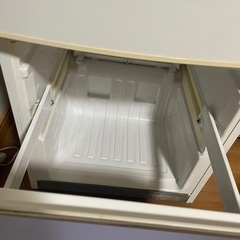 冷蔵庫(2ドア)の画像