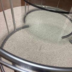 HUKLA ガラステーブルの画像