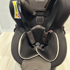 エールベベ クルット5i チャイルドシート（新生児対応・ISOFIX・回転式）
の画像
