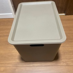 蓋付き収納（茶色）の画像