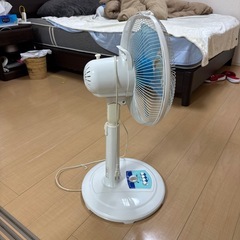 扇風機
の画像