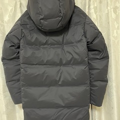 【試着のみ】ユニクロ　シームレスダウンジャケットの画像
