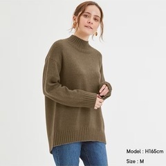 GU オーバーサイズハイネックニットチュニックの画像