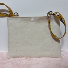 バッグインバッグ サコッシュ 作業ポーチ ナースポーチ  オーガナイザー 猫図鑑の画像