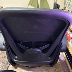 座椅子(肘置き付き)の画像